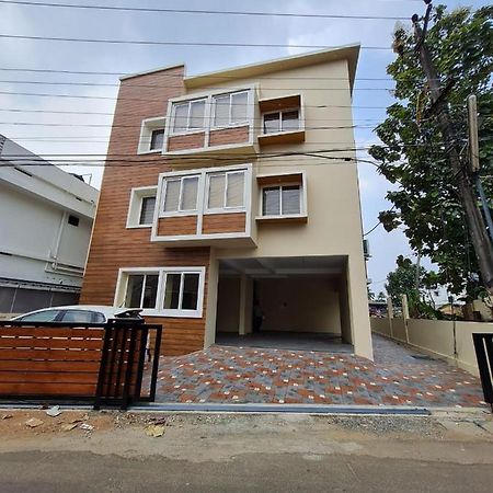 דירות Kochi Nimet Residency מראה חיצוני תמונה