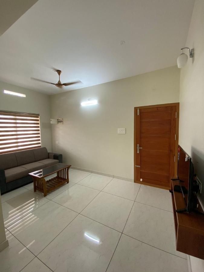 דירות Kochi Nimet Residency מראה חיצוני תמונה