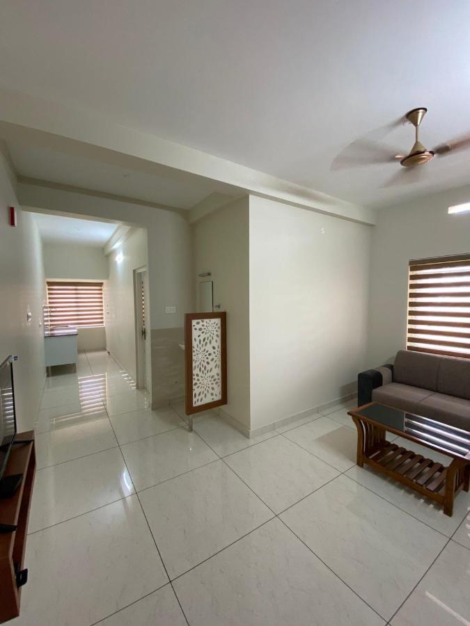 דירות Kochi Nimet Residency מראה חיצוני תמונה